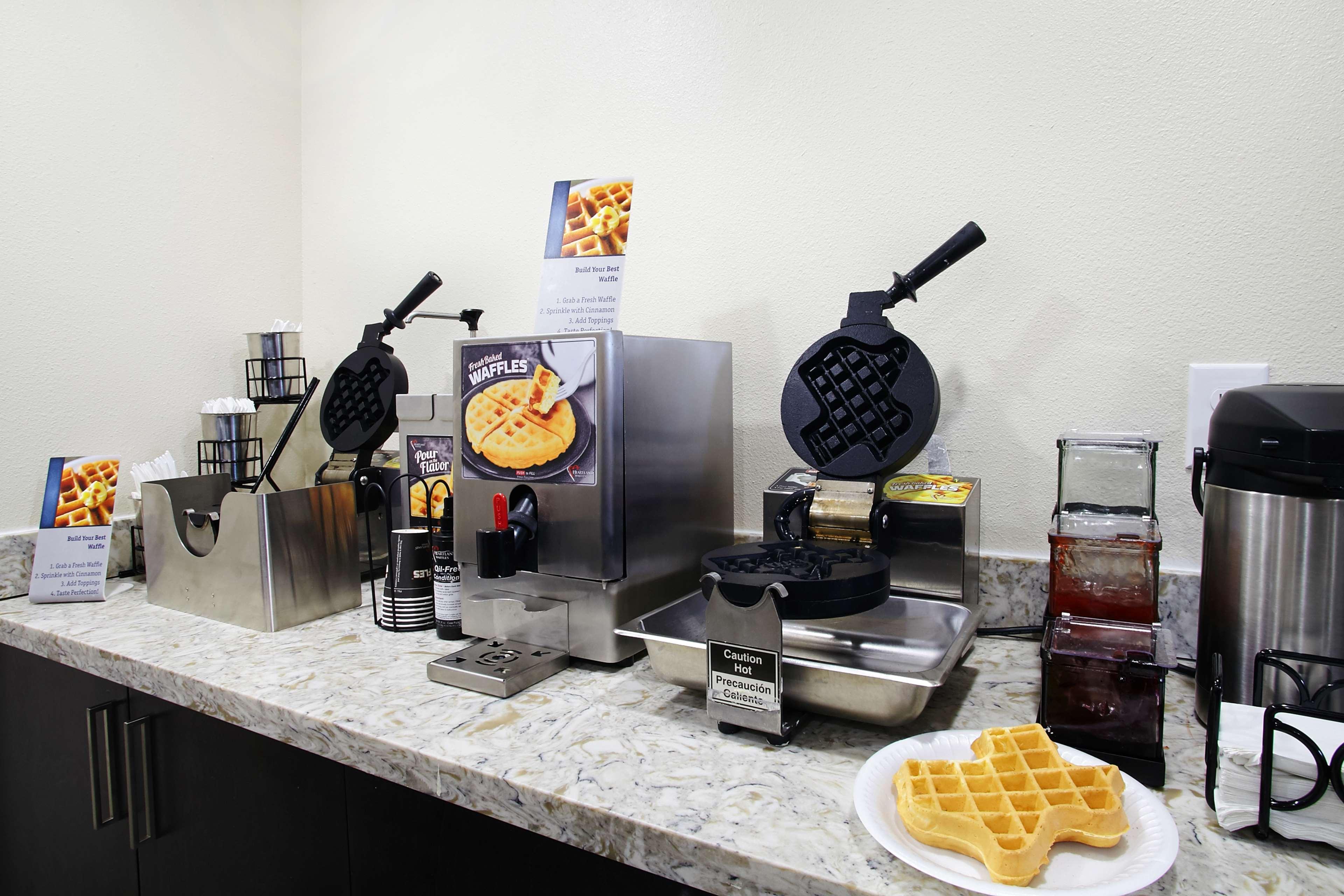 Best Western Plus Madison-Huntsville Hotel מראה חיצוני תמונה