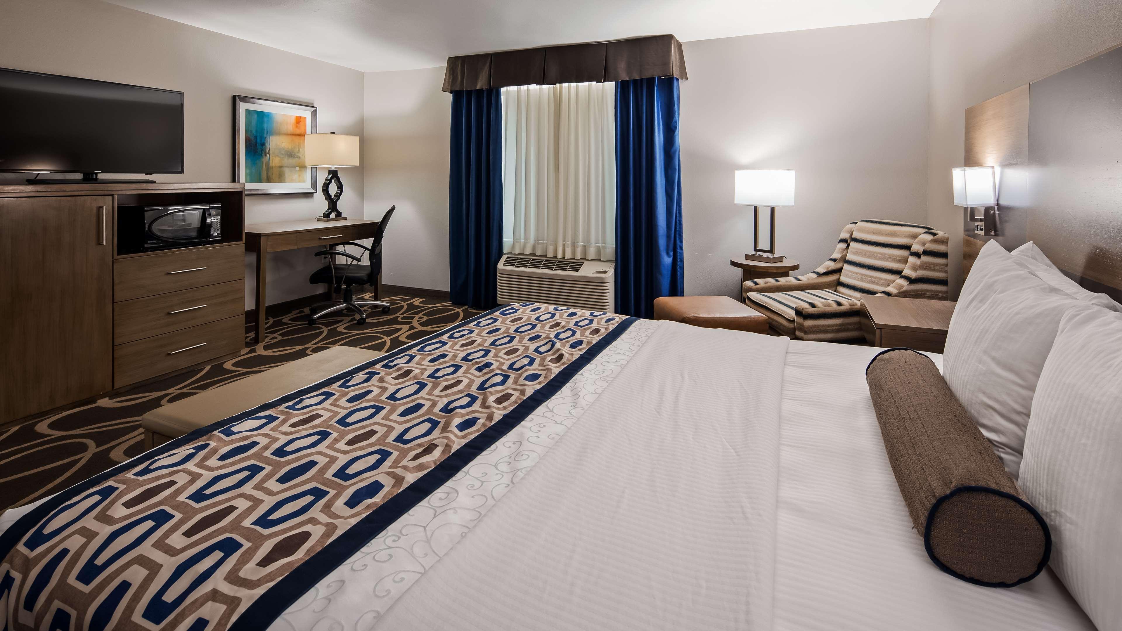 Best Western Plus Madison-Huntsville Hotel מראה חיצוני תמונה